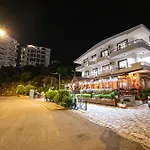 Sunkised Hotel