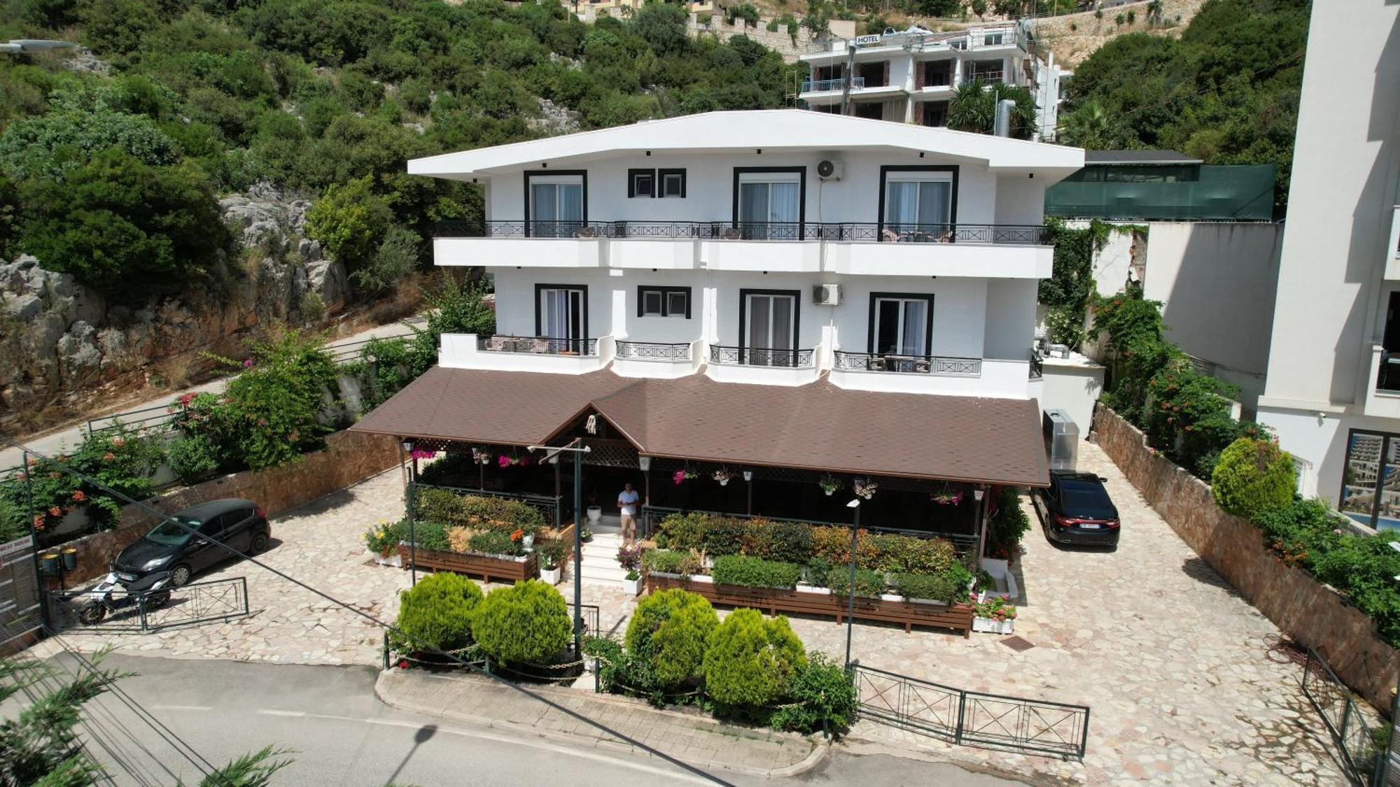 Sunkised Hotel