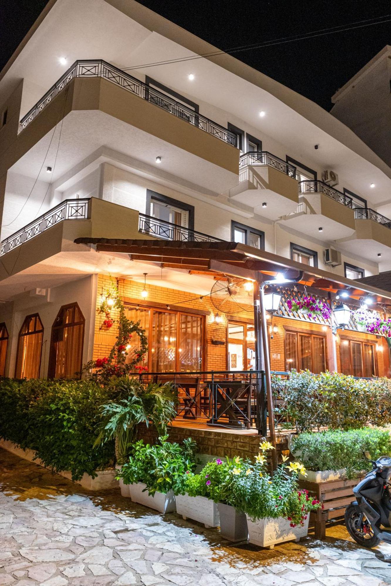 Sunkised Hotel Sarandë